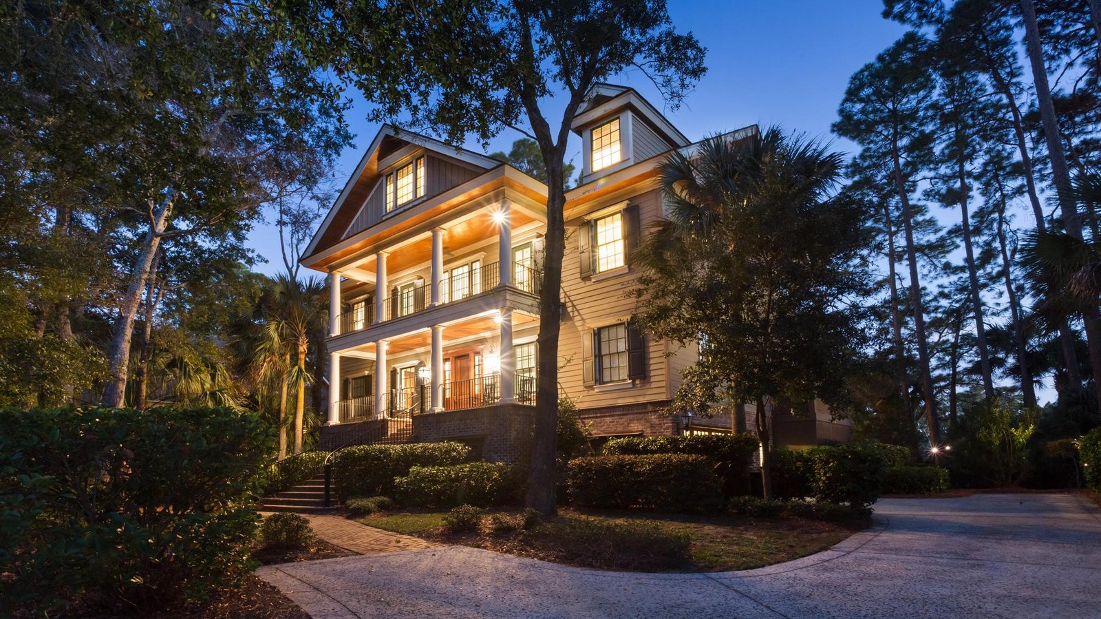 61cb42dbc318eb876bb71490_Kiawah_Res_Azalea EXT